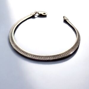 Vintage Sterling Silver 925 Italian VIOR Designer Herringbone Chain Bracelet